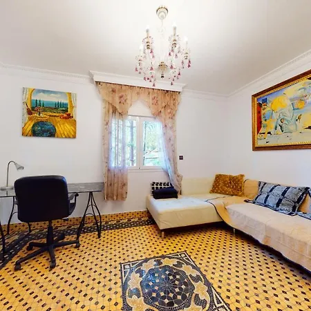 Majestic By The Heated Private Pool & Jacuzzi