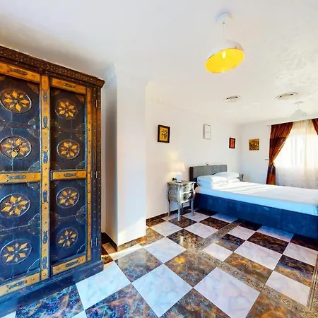 Villa Majestic By The Heated Private Pool & Jacuzzi Benalmádena