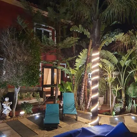 Majestic By The Heated Private Pool & Jacuzzi Villa *