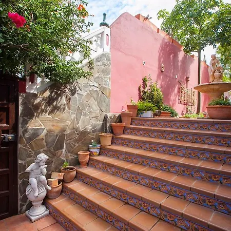Majestic By The Heated Private Pool & Jacuzzi *