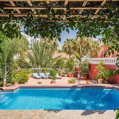 Villa Majestic By The Heated Private Pool & Jacuzzi Benalmádena